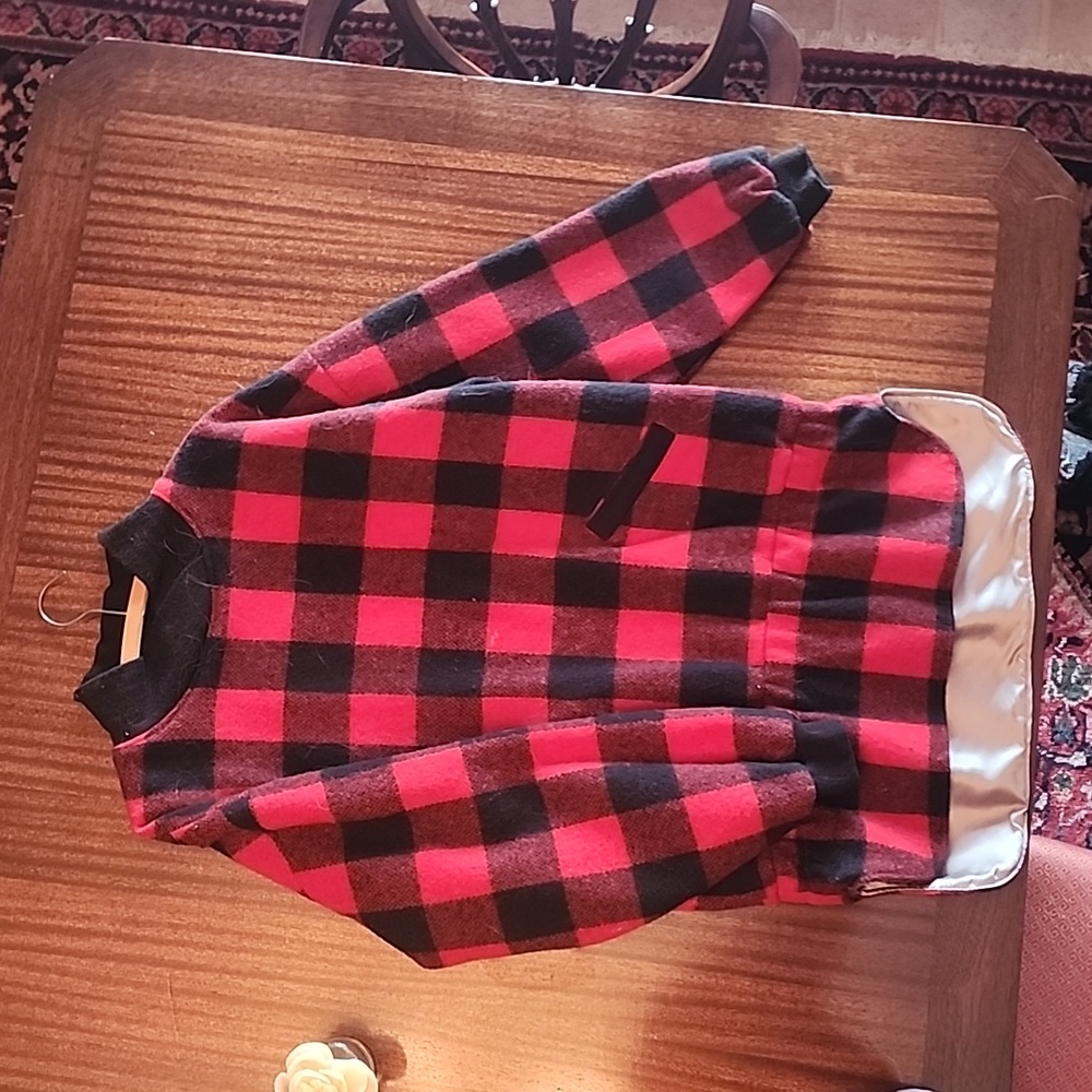 Green mountain woolens sweater coat, size M in black and red